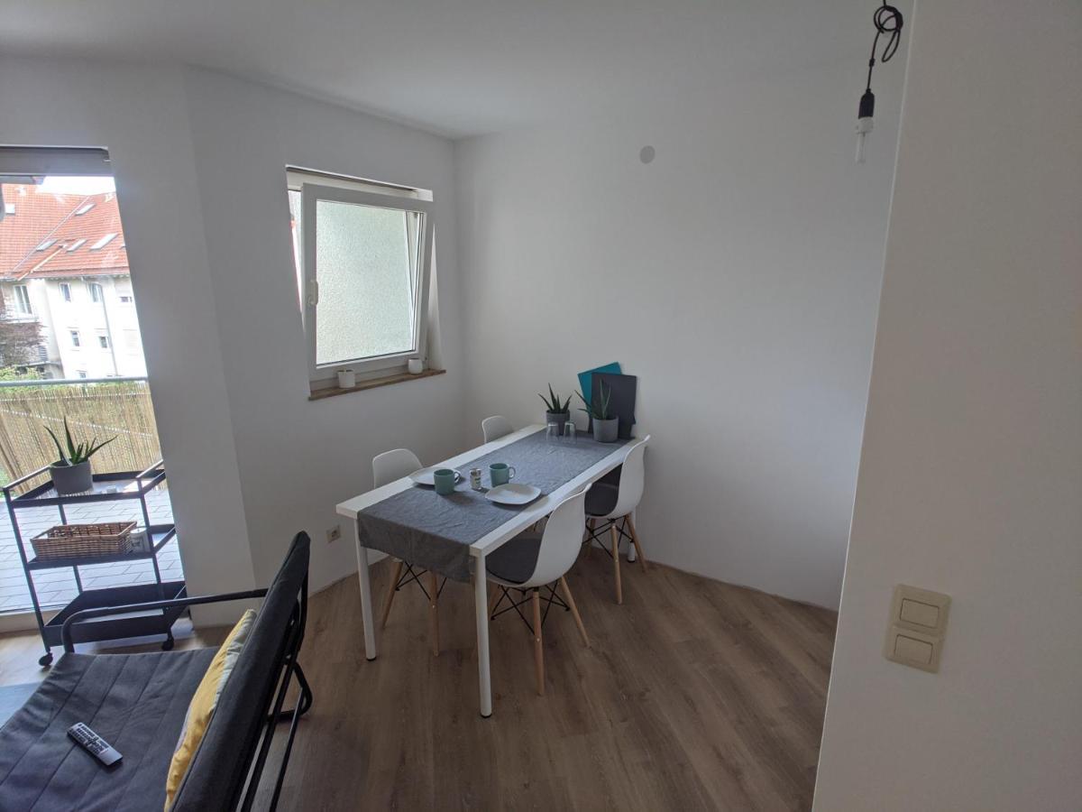 Ideales Messe Appartment 15min Fahrtweg Kirchheim unter Teck Extérieur photo