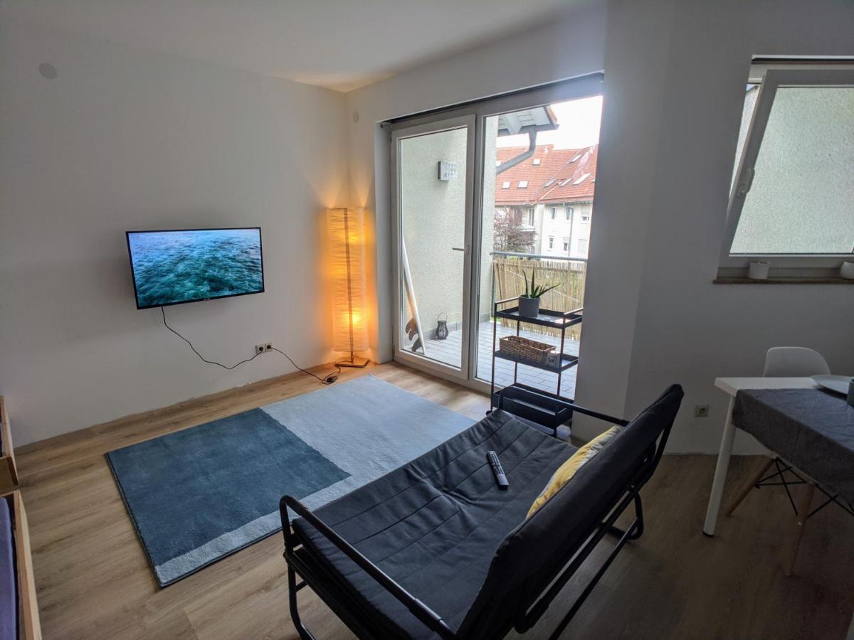 Ideales Messe Appartment 15min Fahrtweg Kirchheim unter Teck Extérieur photo